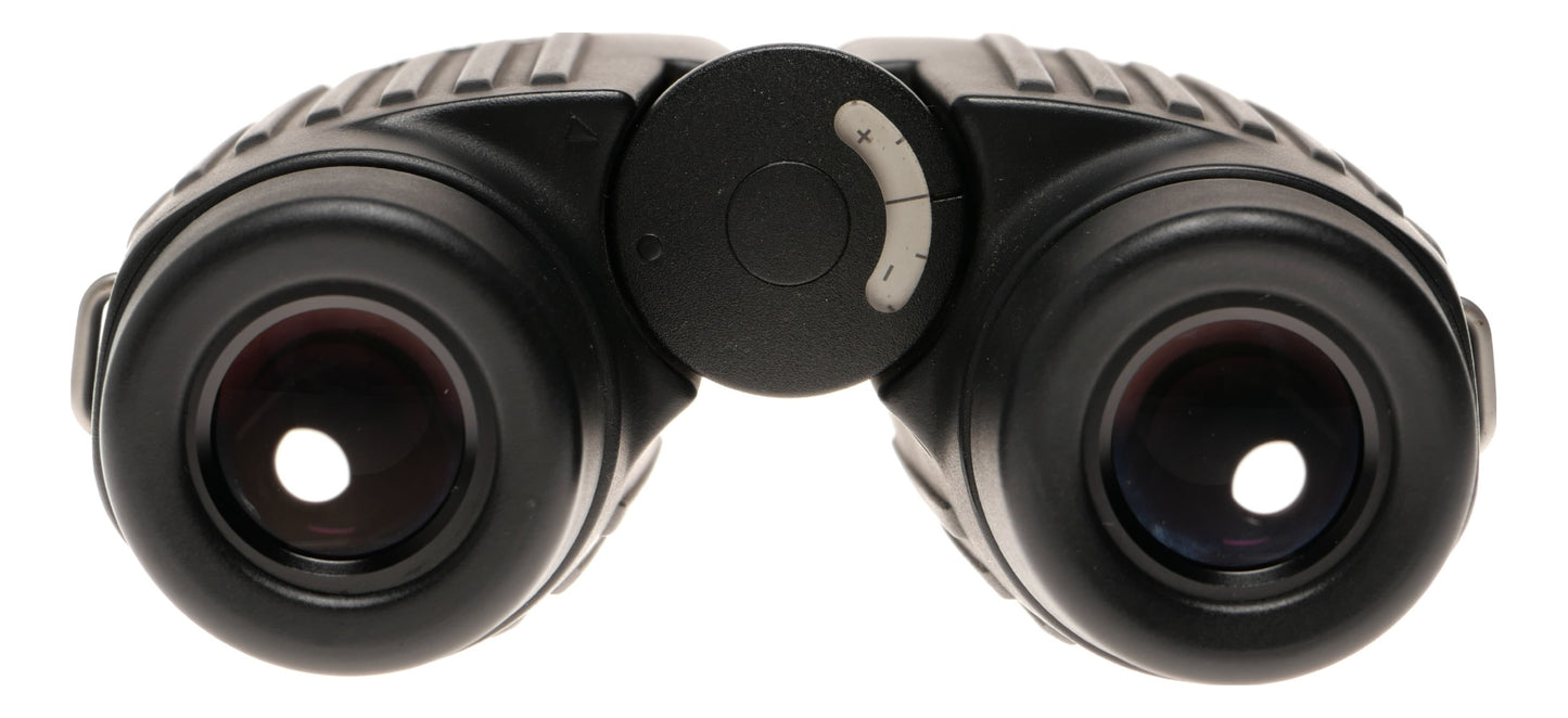 Leica 7x42 BN Black Binoculars 42mm Objective Lenses - View 6