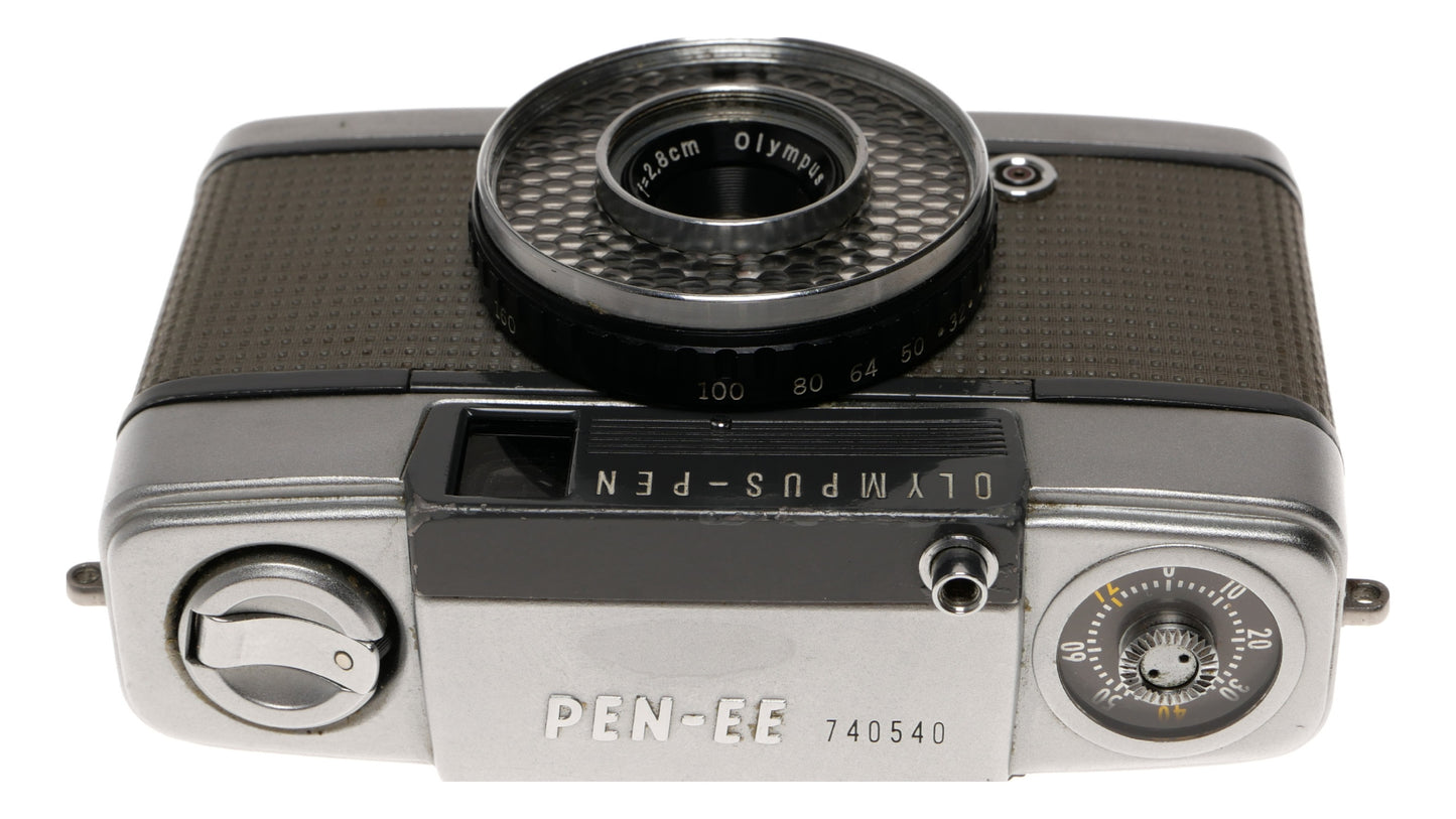 Olympus Pen-EE D.Zuiko 28mm f/3.5 35mm Half Frame Camera - View 3