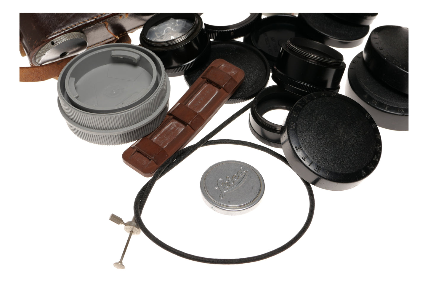 Leica M3 Repro Accessories Set Cases Caps Adapters Filters - View 2