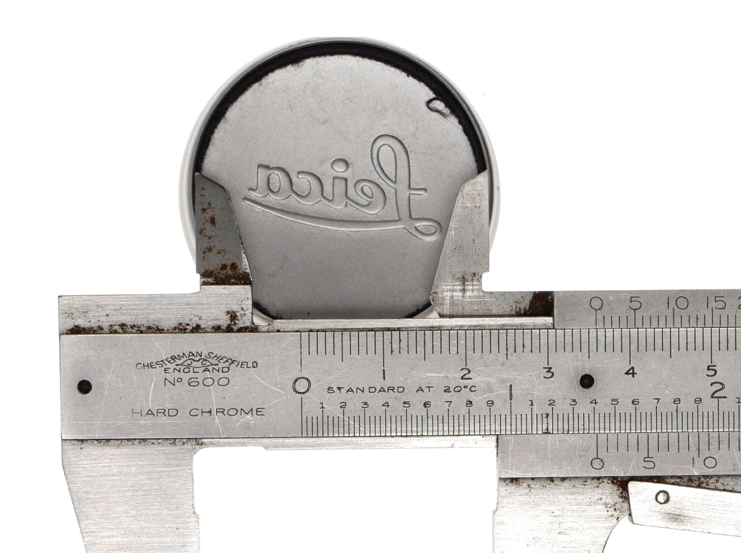 Leica Metal Lens Cap Push-On Silver for M Mount Lenses - View 6