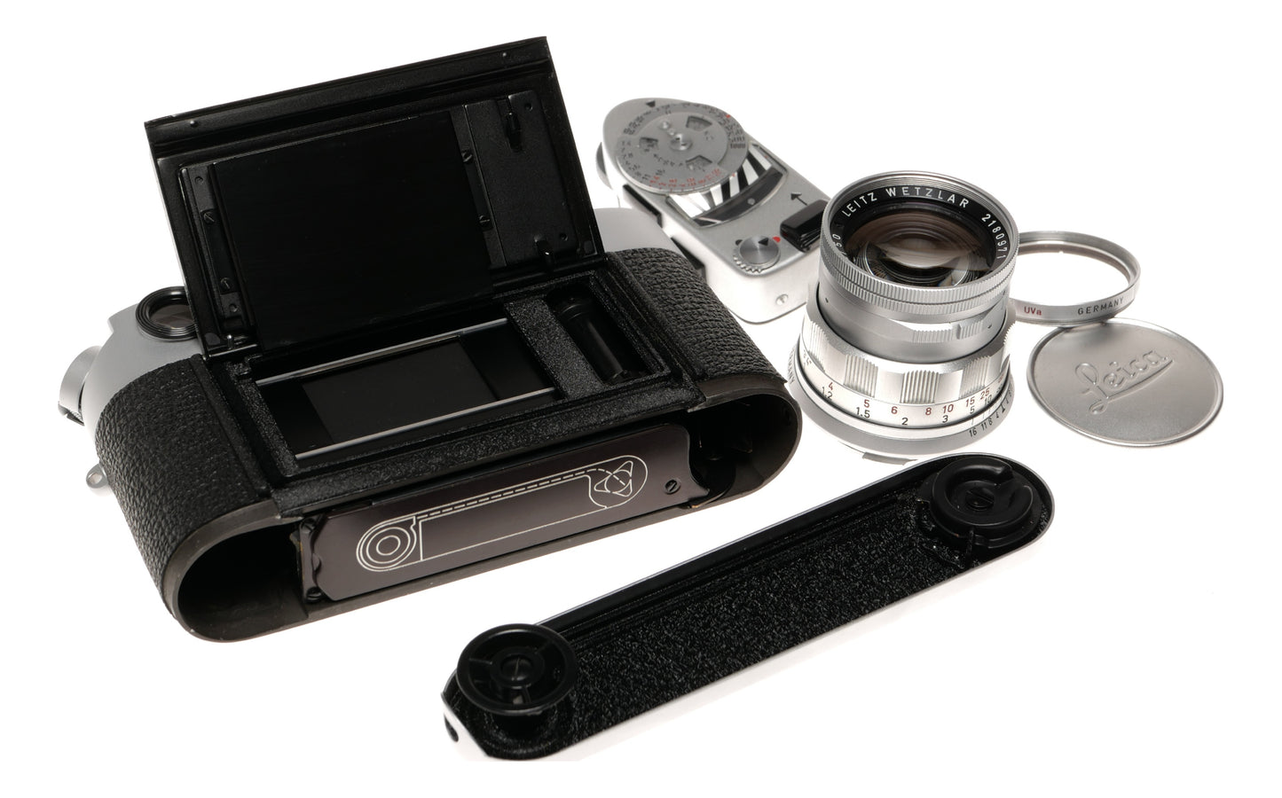 Leica M3 35mm Rangefinder Camera with Summicron 50mm f/2 Lens - View 12