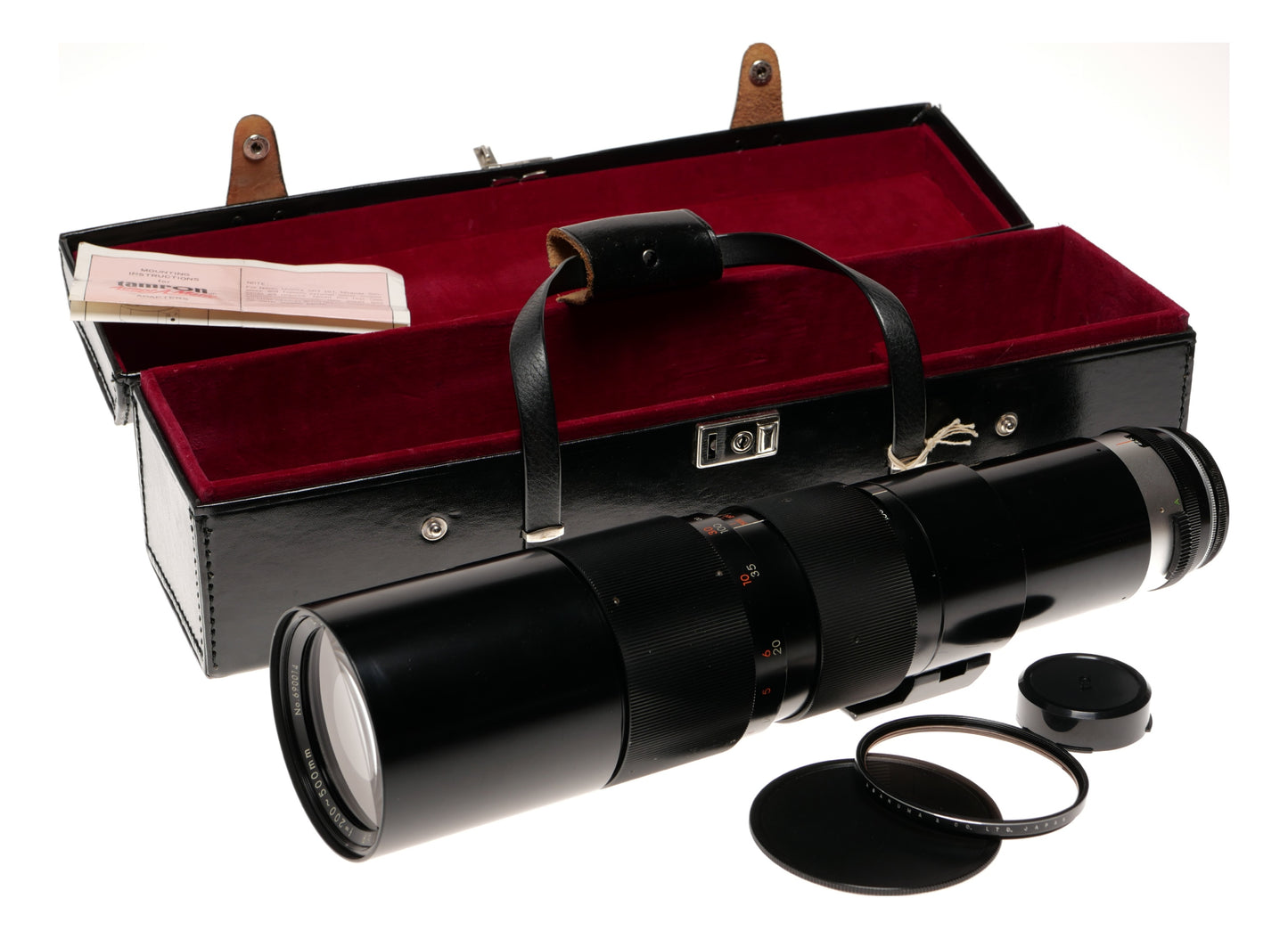 Tamron 200-500mm f/6.9 Auto Zoom Lens with Case