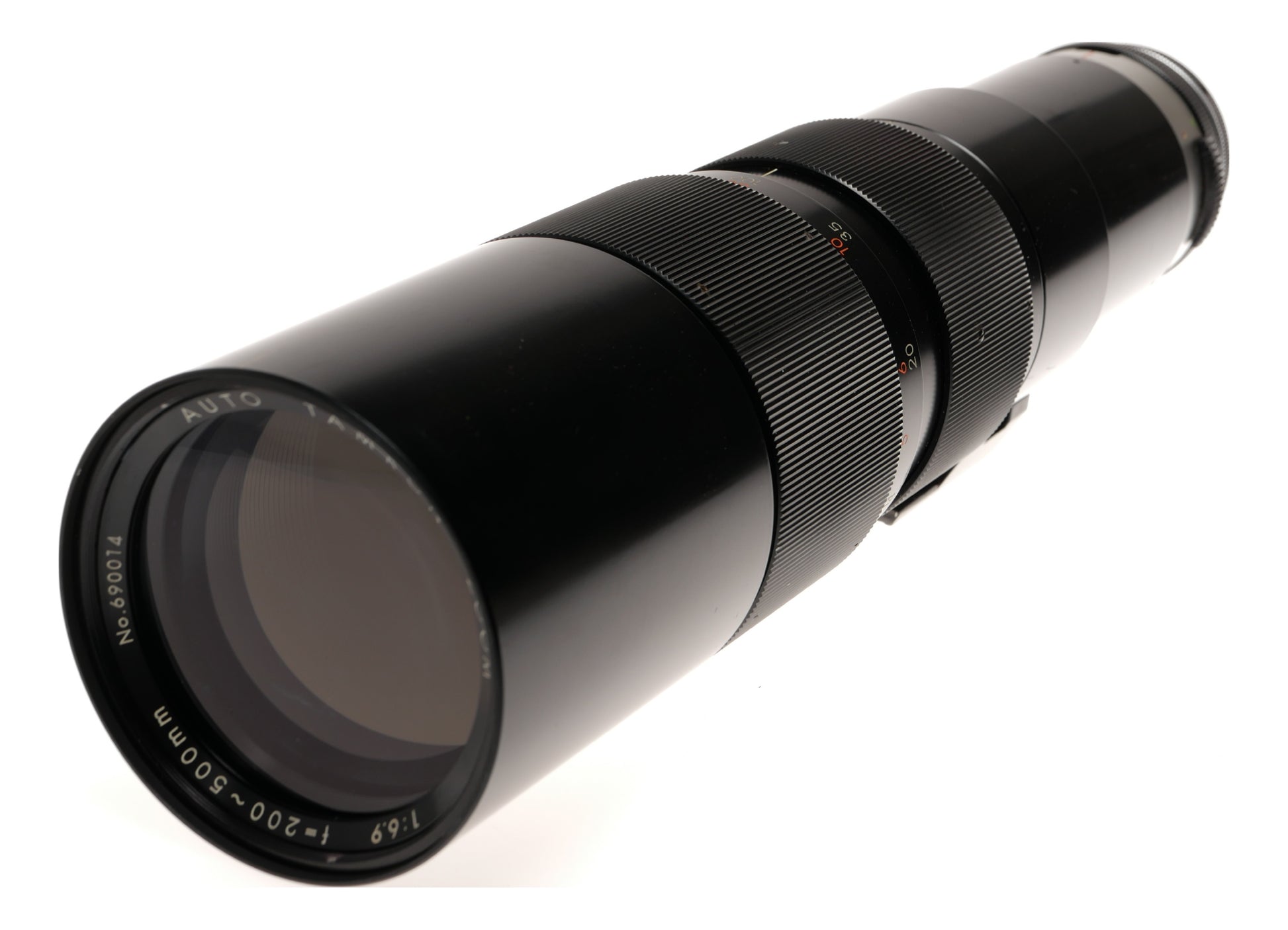 Tamron 200-500mm f/6.9 Auto Zoom Lens with Case - View 4