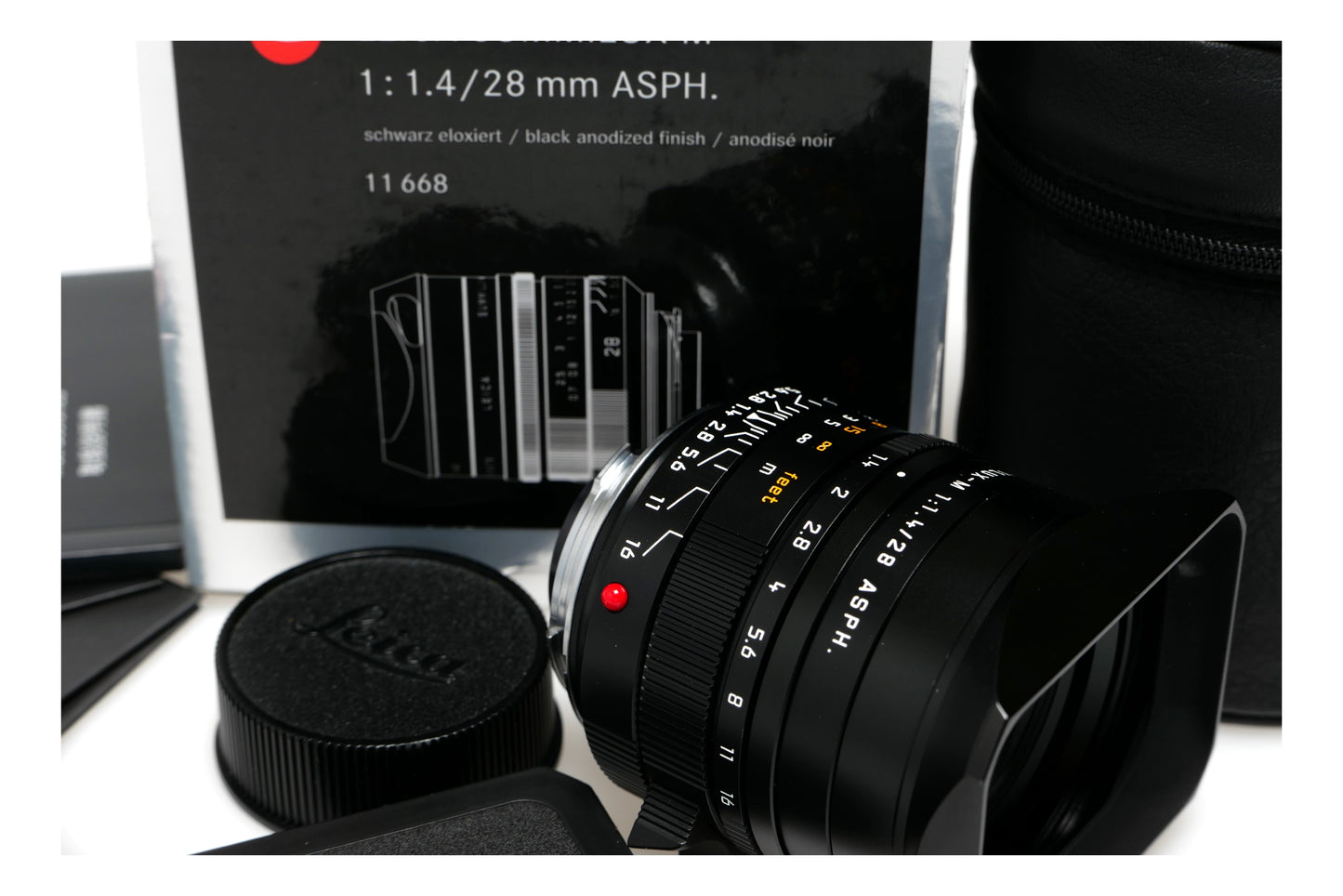Leica Summilux-M 28mm f/1.4 ASPH Black Anodized Lens - View 2