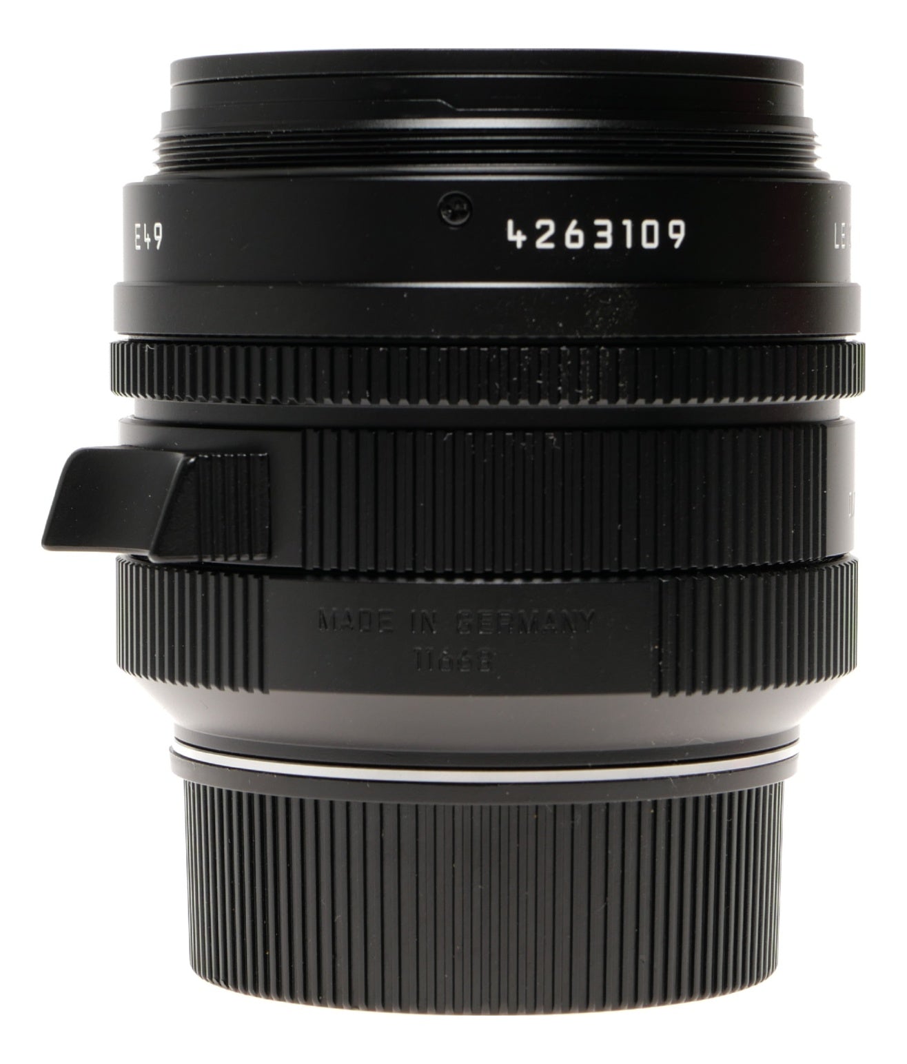 Leica Summilux-M 28mm f/1.4 ASPH Black Anodized Lens - View 10