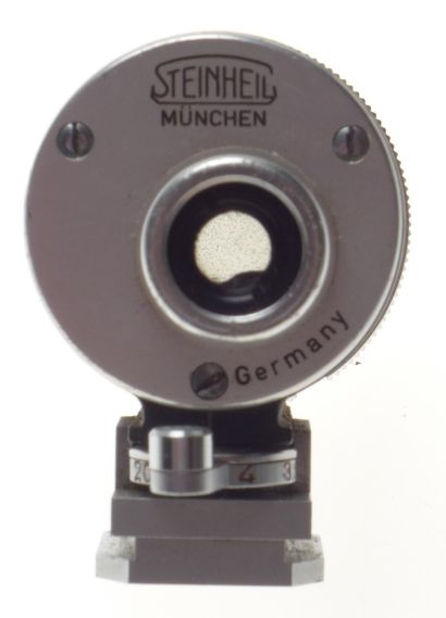 Steinheil CULMINAR 1:4.5/135mm lens Universal turret viewfinder hood M39 leica