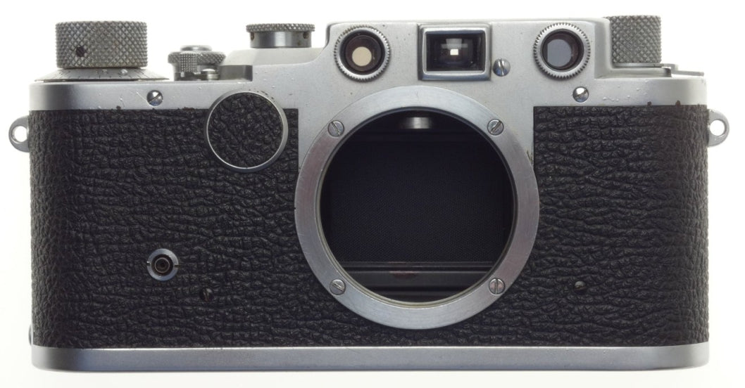 IIC LEITZ M39 SCREW MOUNT RANGE FINDER 35mm FILM CAMERA VINTAGE LEICA BODY CASE