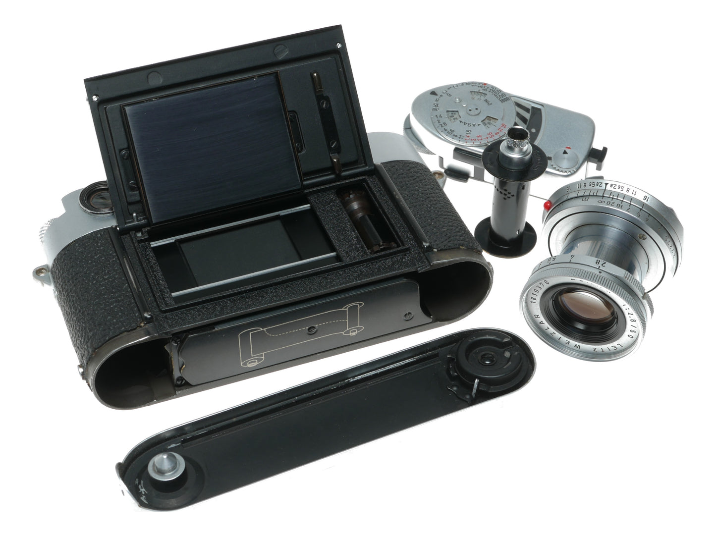 Leica M3 Elmar 2.8/50 mm lens meter 35mm vintage RF film camera setup