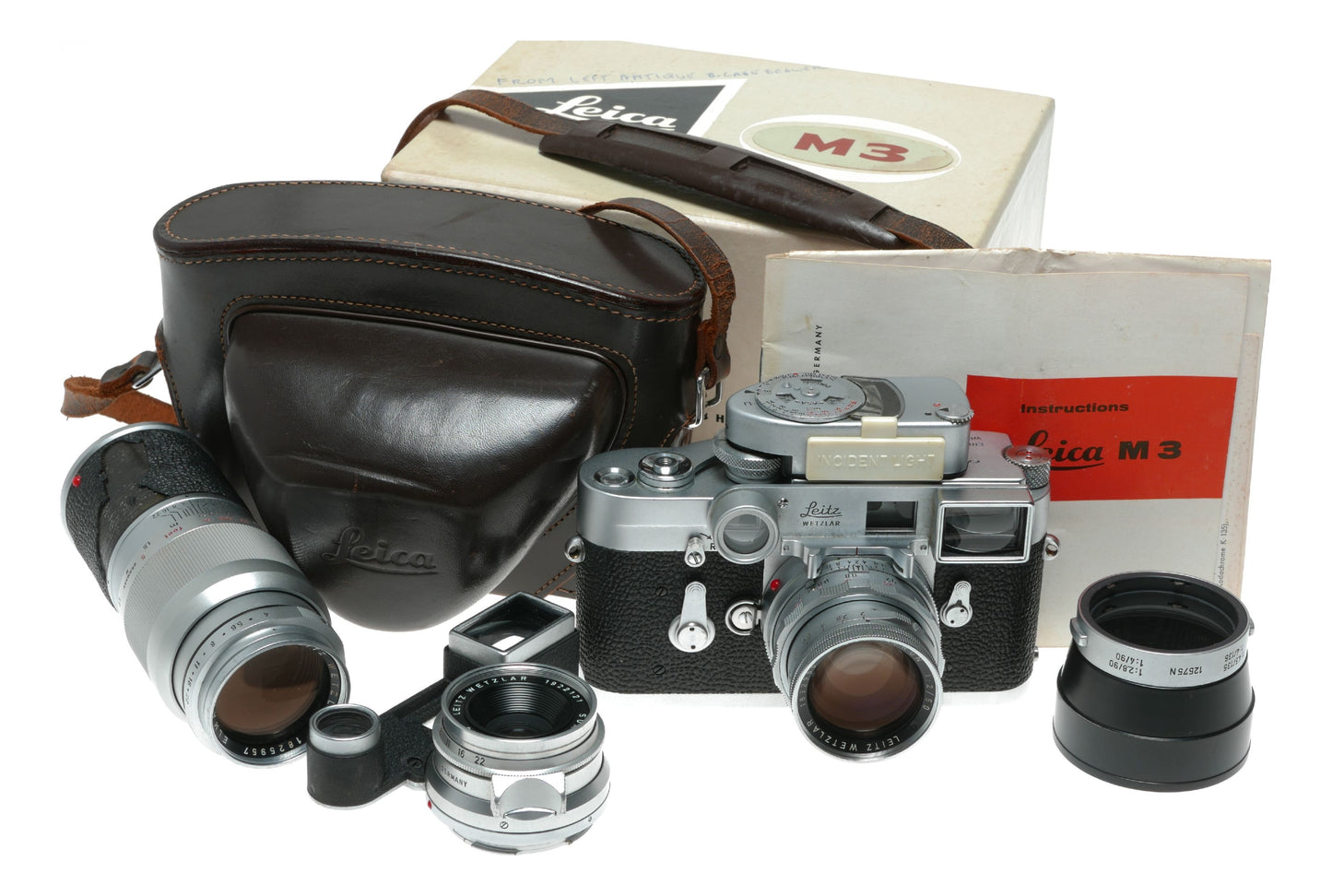 Leica M3 35mm film RF Summicron 2/50 Summaron 2.8/35 Elmarit access