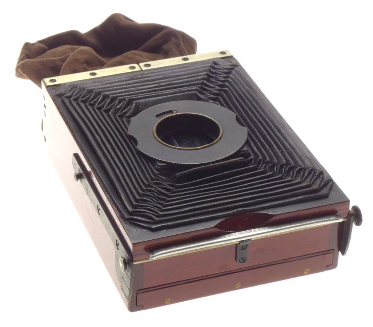 Newman & Guardia Nydia Pocket Camera Wood Body Bellows no Lens Leather Case - View 9