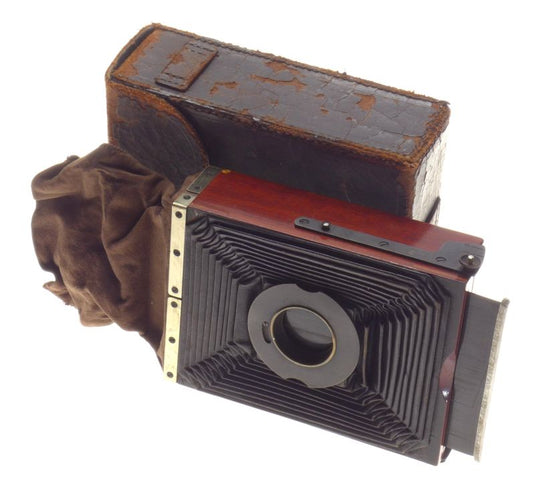 Newman & guardia nydia pocket camera wood body bellows no lens leather case