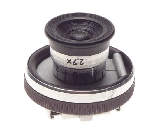 Pentacon Flip Hinged Viewfinder Magnifyer 2.7x in Leather Keeper - View 2