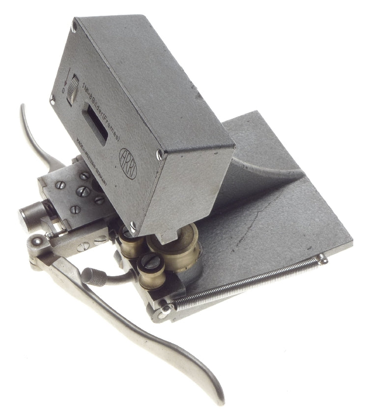 Arri 1 no.8 Bilder Frames Processing Editing Device Repro Equipment - View 3