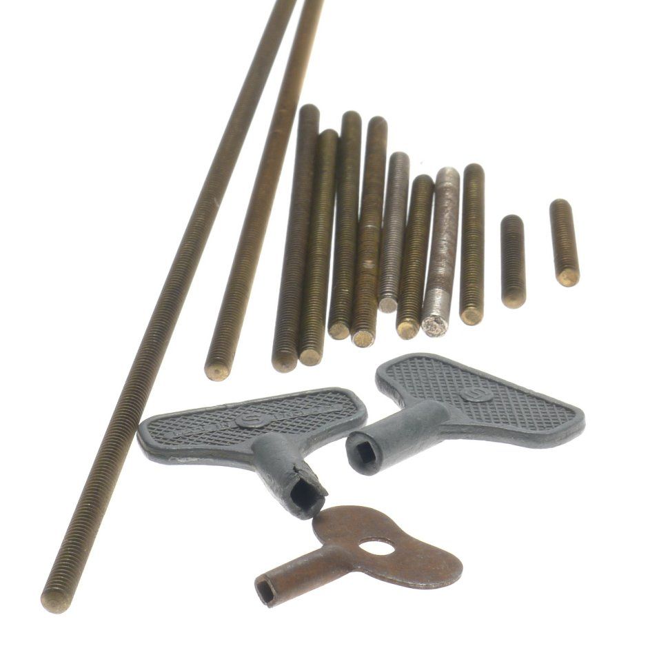 Meccano Magic Motors Double Angle Formed Slotted Strips Girders Screwed Rods Box - View 11