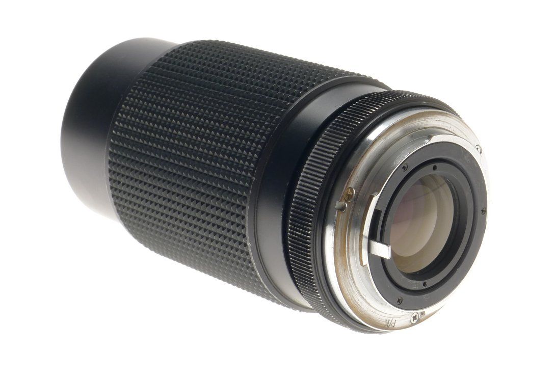 Vivitar 70-150mm f/3.8 Close Focusing Auto Zoom Camera Lens 55mm Diameter - View 4