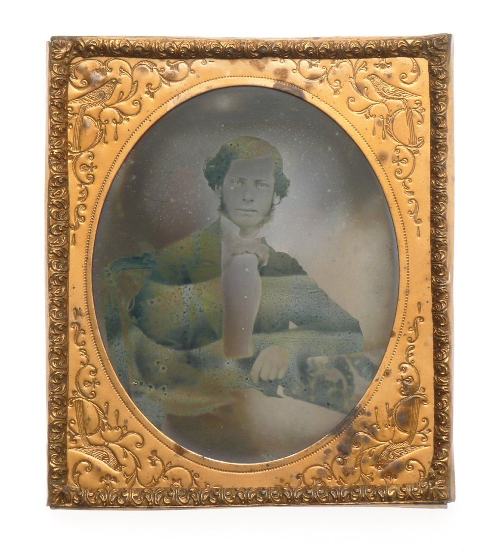 Antique 19th Century Daguerreotype Ambrotype Tintype Gold Frame Africa Colonial - View 4